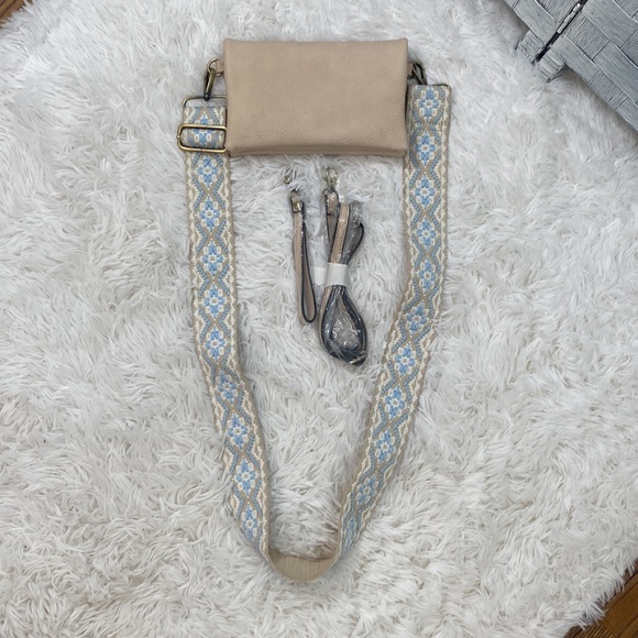 Susan Joy Handbags - NWOT! Susan Joy Vegan Leather Kate Crossbody Wristlet Clutch with Extra Strap!